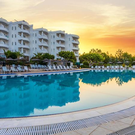 Olbios Marina Resort Hotel Kumkuyu Bagian luar foto