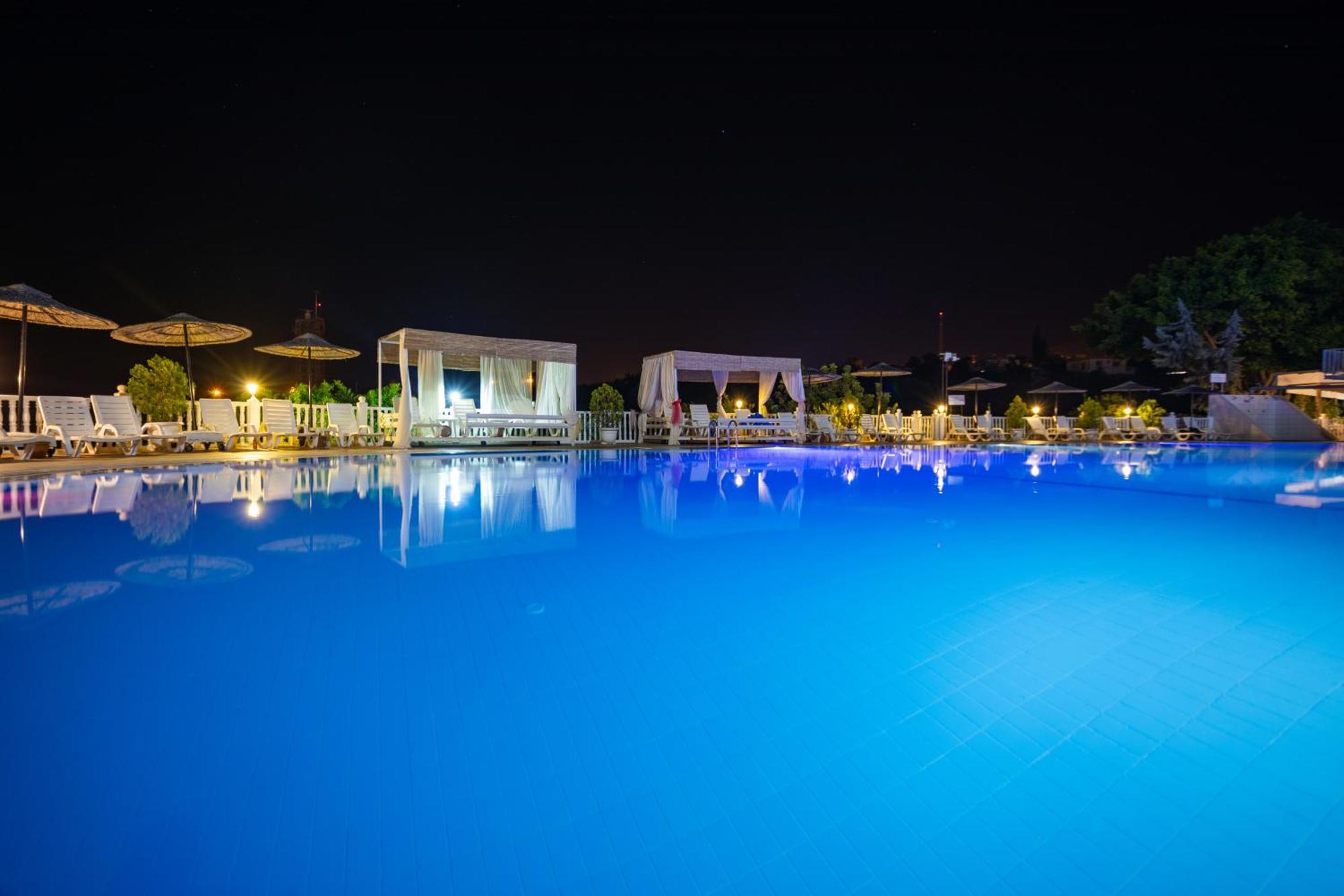 Olbios Marina Resort Hotel Kumkuyu Bagian luar foto