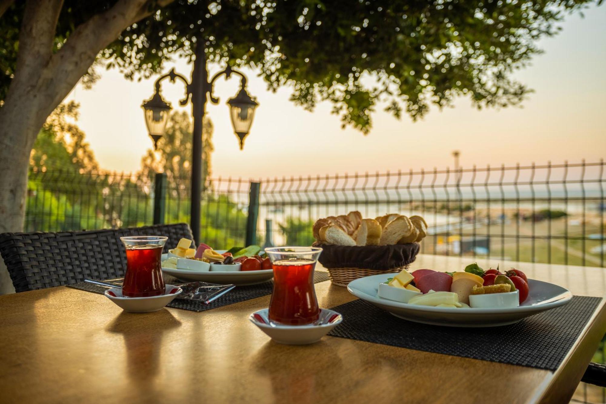 Olbios Marina Resort Hotel Kumkuyu Bagian luar foto