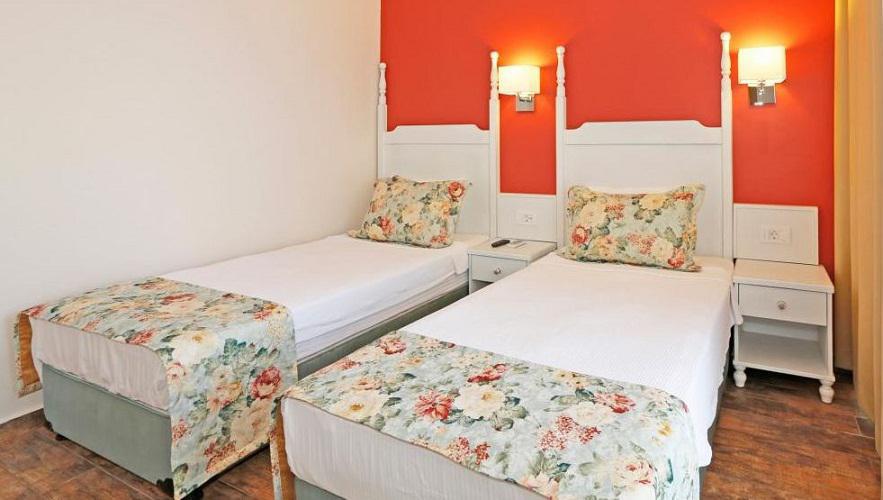 Olbios Marina Resort Hotel Kumkuyu Bagian luar foto